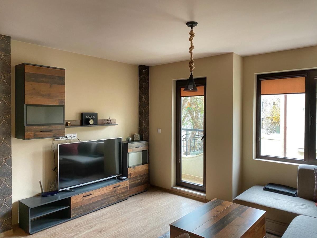 Stylish Urban Apart New 2021 Close To The Beach Varna Exterior foto