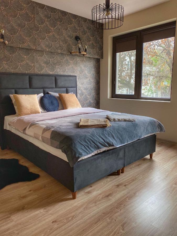 Stylish Urban Apart New 2021 Close To The Beach Varna Exterior foto