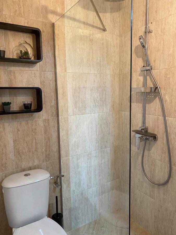 Stylish Urban Apart New 2021 Close To The Beach Varna Exterior foto